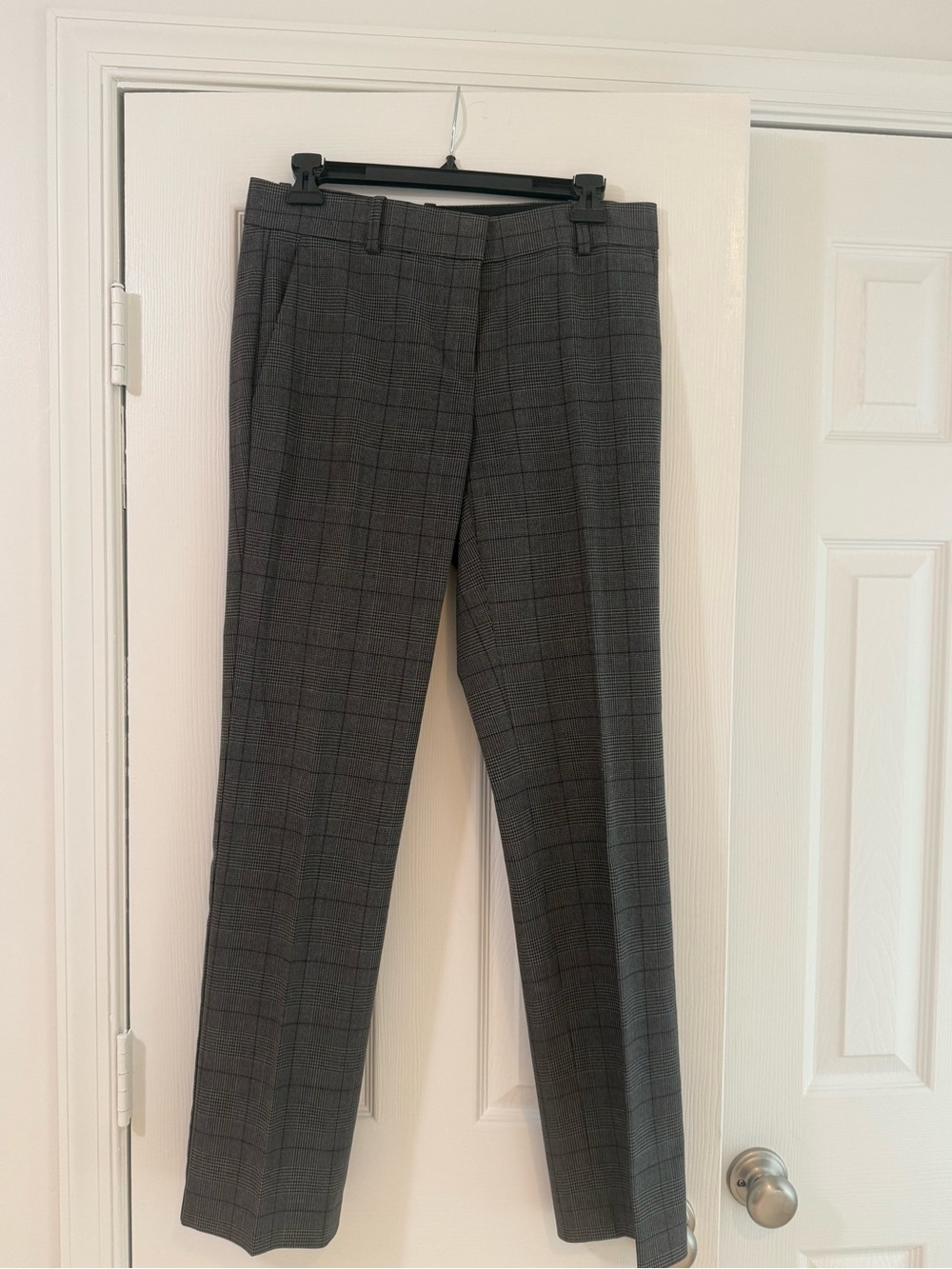 Ann Taylor Gray Plaid Trousers
